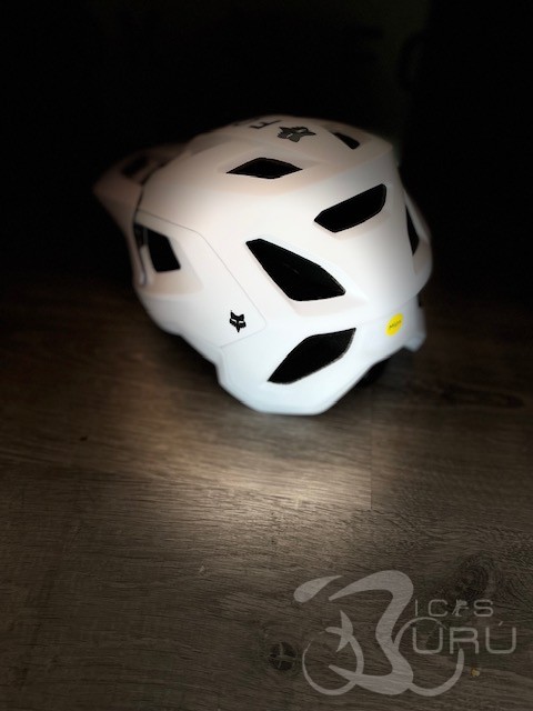 CASCOS FOX SPEEDFRAME RS 2025
