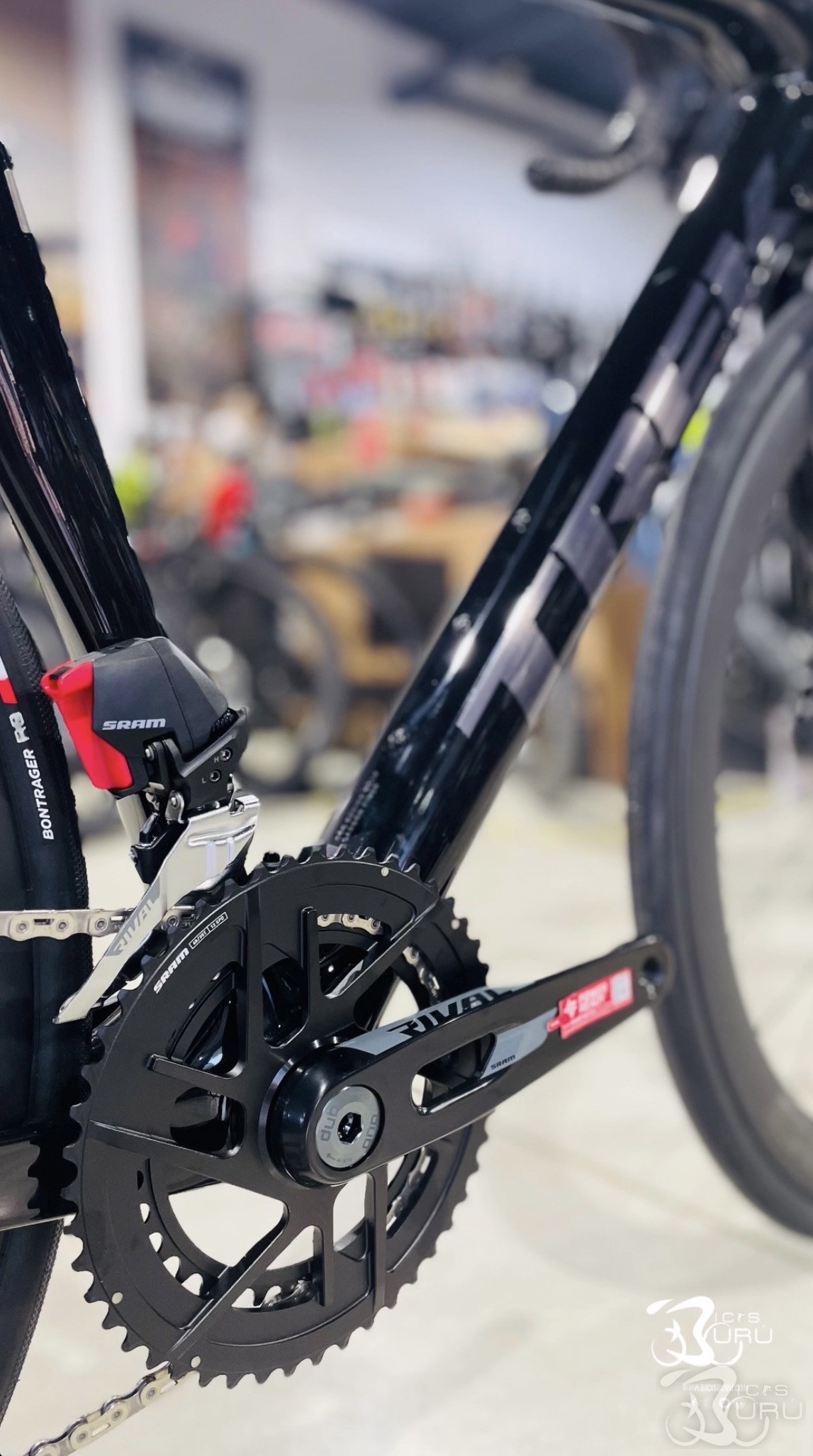 TREK MADONE SL 6 AXS Gen 8