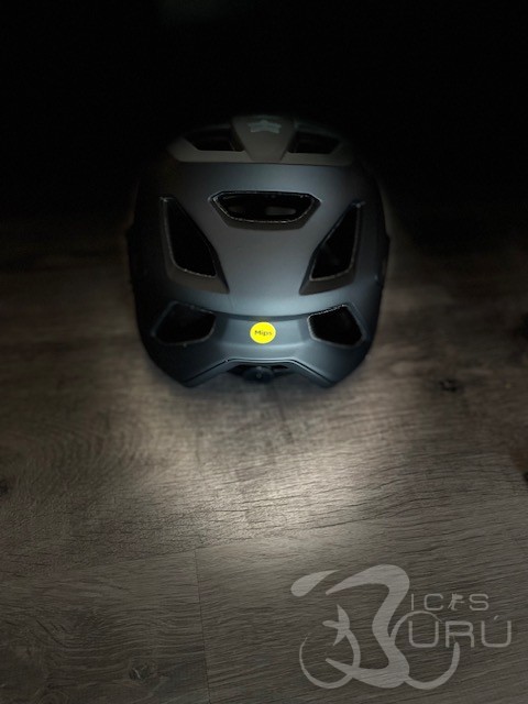 CASCOS FOX SPEEDFRAME RS 2025