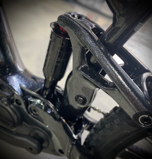GIANT STANCE E+2 2024