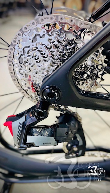 TREK MADONE SL 6 AXS Gen 8