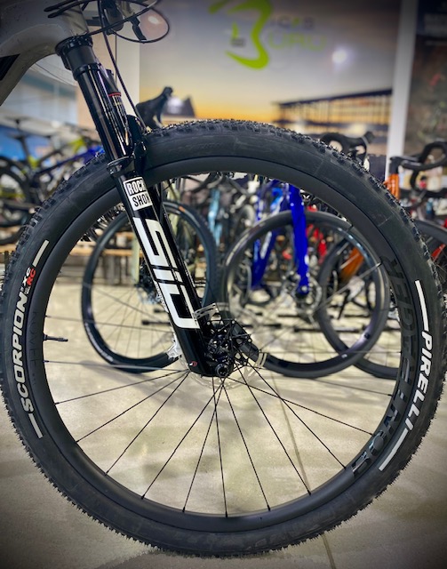 TREK SUPERCALIBER SLR 9.9  2024