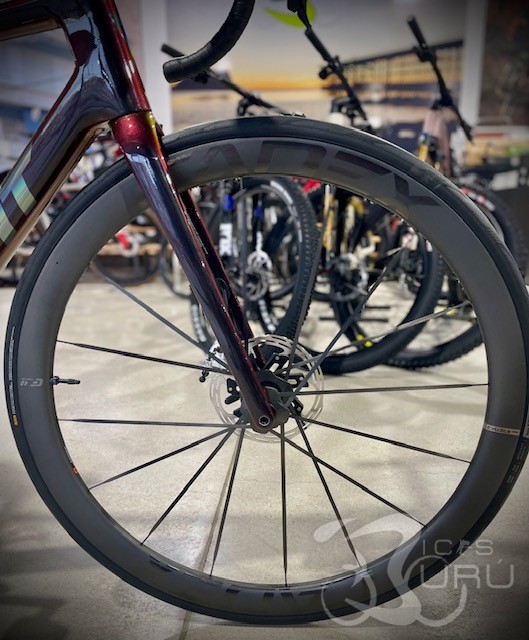 TCR ADVANCED SL O RED 2025